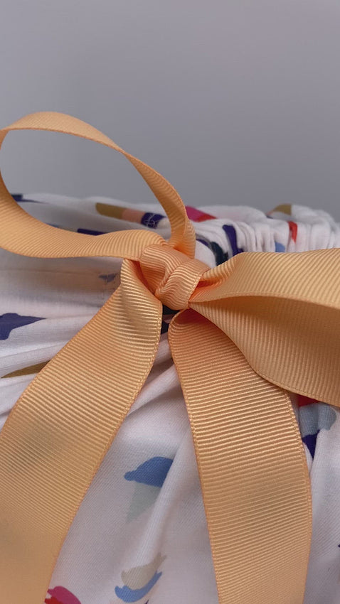 sustainable and reusable fabric gift bag in ice-cream fabric pattern with ribbon video